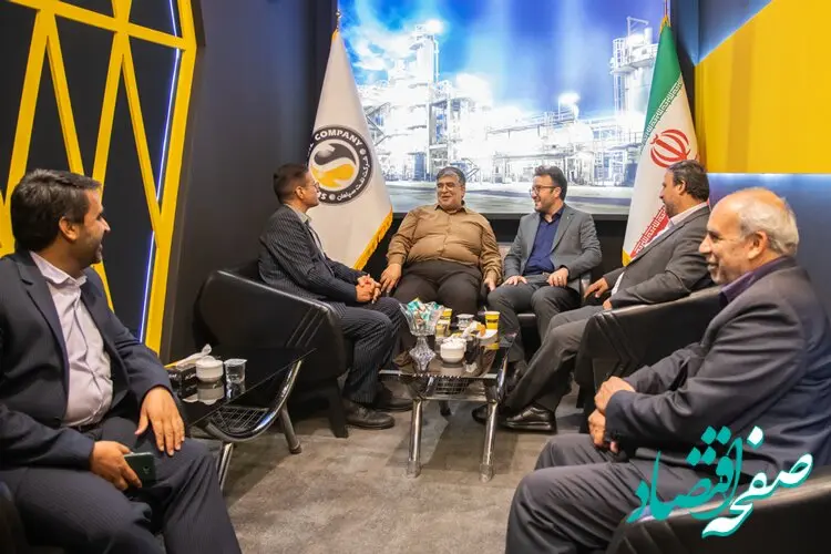 بازدید مدیران " شرکت سرمایه گذاری اهداف" از نمایشگاه ملی فن آوری و نوآوری «فن نما» و حضور در غرفه شرکت نفت سپاهان