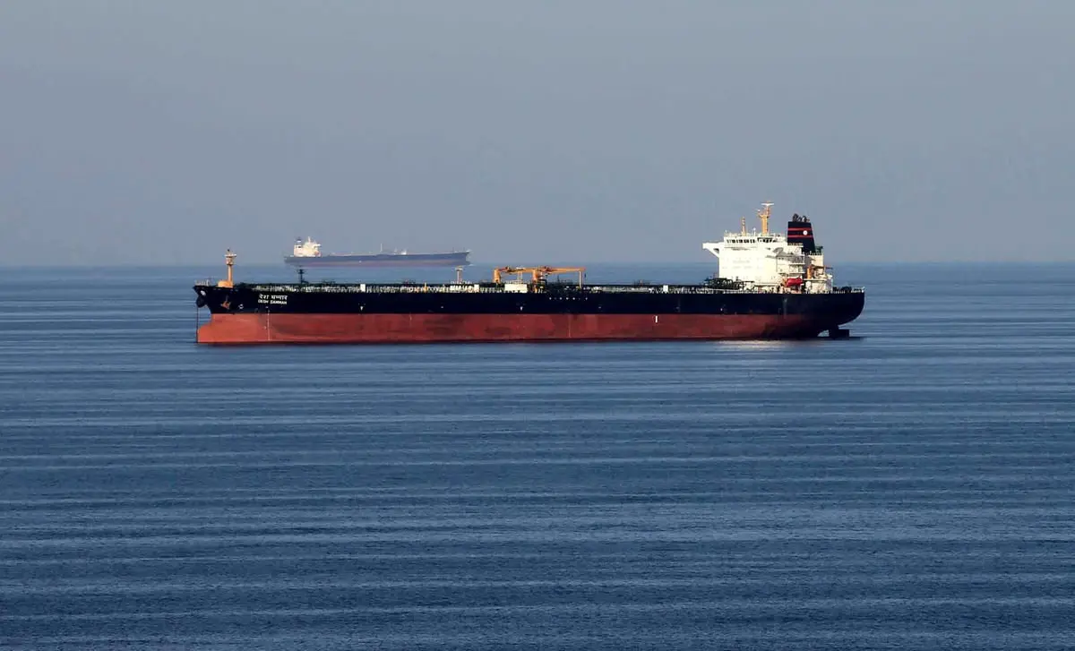 توقف نفت‌کش‌ها پشت تنگه هرمز | ترس از ورود به تنگه!