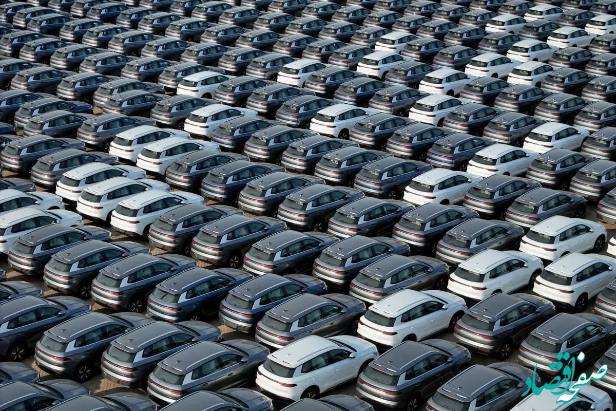 ادامه نوسان قیمت در بازار خودرو؛ علت چیست؟
