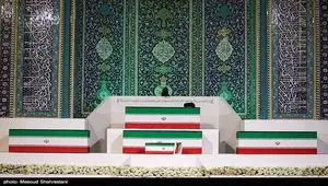 ادای احترام میهمانان خارجی و نمایندگان ادیان به پیکر شهدای انقلاب در مصلی تهران