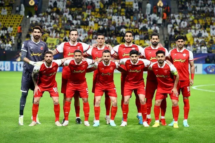 این پرسپولیس قهرمان بشو نیست ! 