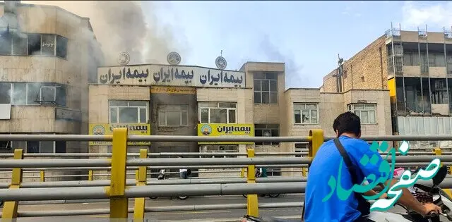 خبر فوری از آتش سوزی فروشگاه کفش در تهران/ حضور ۵ ایستگاه آتش‌نشانی در محل