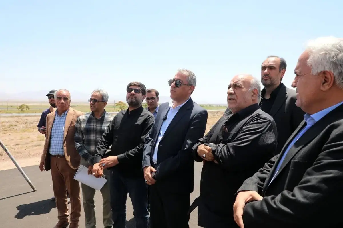 شتاب توسعه راه‌های دسترسی به منطقه آزاد ماکو؛ بهره‌برداری از ۲۰ کیلومتر محور ایواوغلی تا گیت منطقه آزاد تا هفته دولت