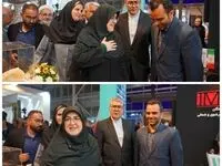 حضور سخنگوی دولت در غرفه مجتمع سنگ آهن سنگان در نمایشگاه صنایع دستی مشهد