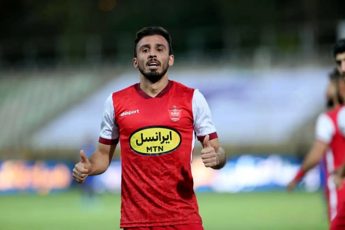 پرسپولیسی ها بخوانند | علت غیبت بازیکن متفاوت پرسپولیس چه بود؟