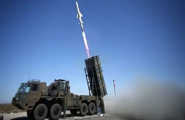 آخرین خبر از حمله به پایگاه نظامی آمریکا و انگلیس در دیه گو گارسیا امروز شنبه ۱ فروردین ۱۴۰۵ | شلیک دو موشک به سمت پایگاه 