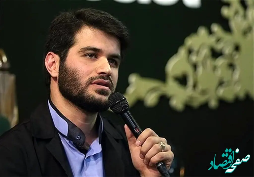 فیلم | توهین کارشناس شبکه سه به یک مداح جلوی دوربین! | تقلید صدا می‌کند!