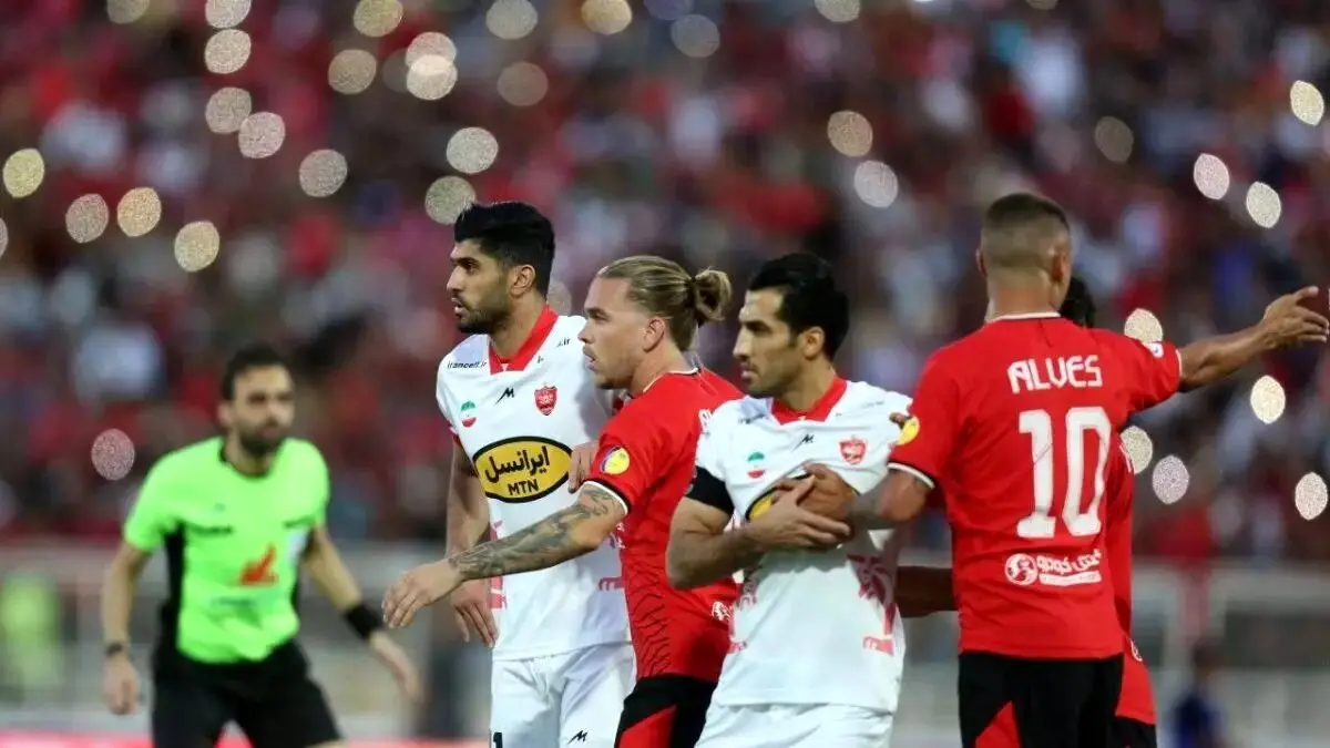 واکنش جالب و جنجالی این بازیکن به قهرمانی پرسپولیس در آسیا حسابی خبر ساز شد