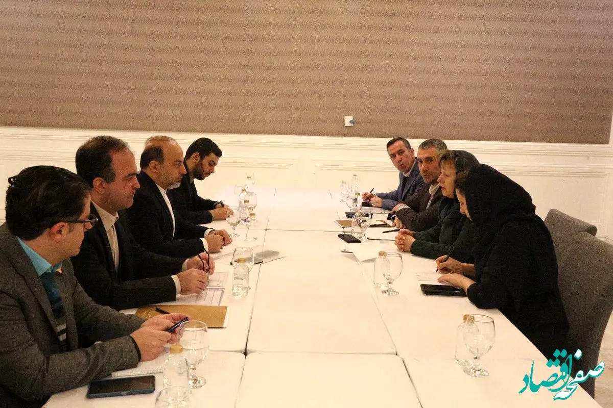 ایجاد سیستم تهاتر موازی برای رفع موانع صادرات و واردات کالاهای صنعتی