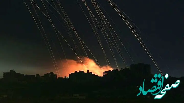 خبر فوری؛ به راه افتادن آتش سوزی در پایگاه هوایی «نواتیم» بر اثر موج حملات ایران