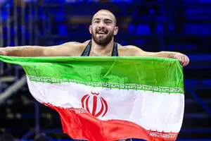 طلای جهانی به زارع پادشاه سنگین وزن جهان رسید