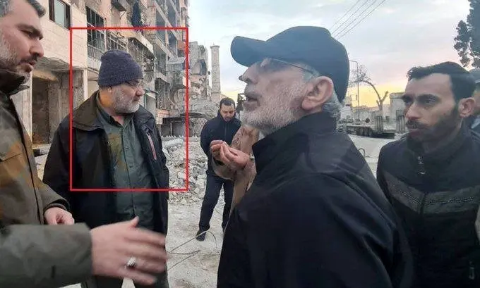 تصویری متفاوت از سردار قاآنی در مراسم تشییع سردار زاهدی در اصفهان