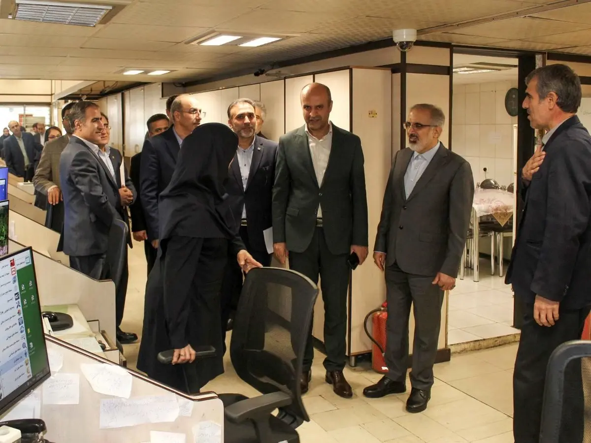 قدردانی از سعه صدر و روحیه بالای کارکنان بانک مسکن در شرایط حساس کشور/ کوچکترین خللی در مسیر خدمت رسانی به مشتریان بانک مسکن ایجاد نشد