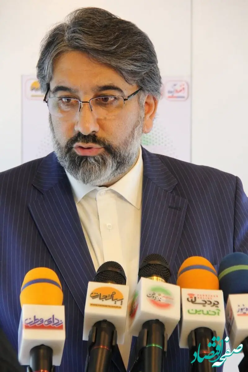 انتخاب ۶۰ نامزد فهرست شورای وحدت در انتخابات مجلس دوازدهم در استانها را فرصتی بی نظیر می دانیم