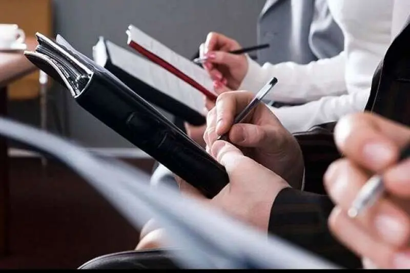 تقویت سرمایهگذاری غیرمستقیم با برگزاری جشنواره بورس و رسانه