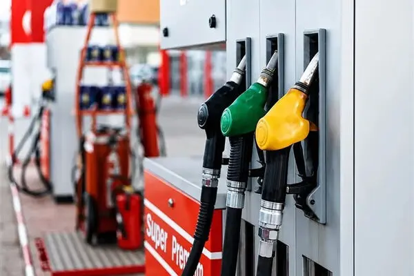 بنزین در نقطه تصمیم؛ اصلاح تدریجی یا مقدمه یک شوک قیمتی؟