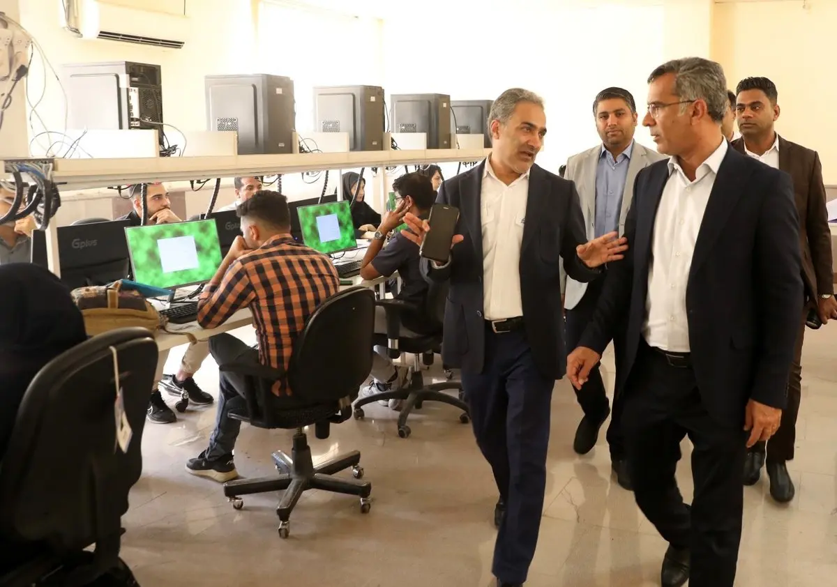 بازدید مسئولان استان از مراحل جذب نیروی انسانی شرکت نفت ستاره خلیج فارس