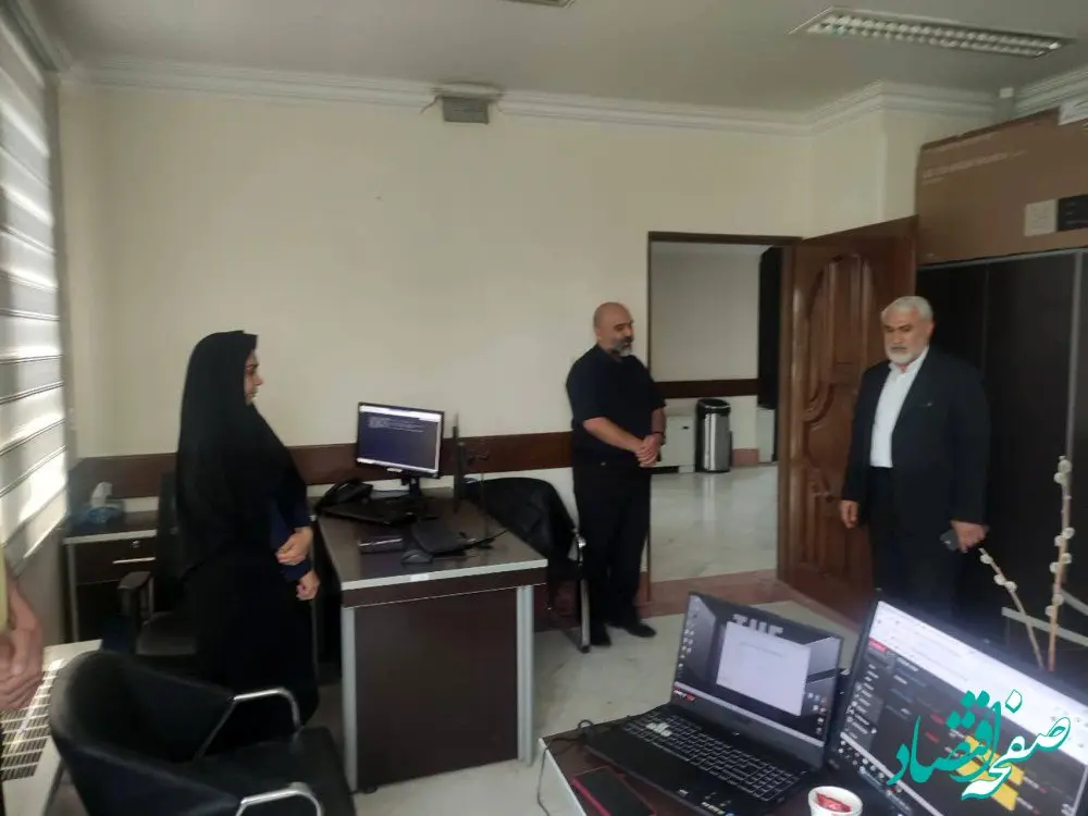 بازدیدمدیر عامل موسسه اعتباری ملل از شعب مشهد و دیدار با همکاران فناوری اطلاعات