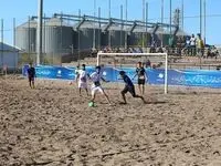 آغاز مسابقات فوتبال ساحلی امید های کشور در مجموعه ورزش های ساحلی زنده یاد قایقران منطقه آزاد انزلی