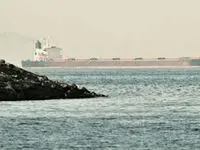 محاصره‌شکنی غول‌های نفتی ایران؛ ۲۵ نفتکش از بنادر گسیل شدند، ۷ فروند برگشت خوردند و ۱۵ فروند در هاله‌ای از ابهام