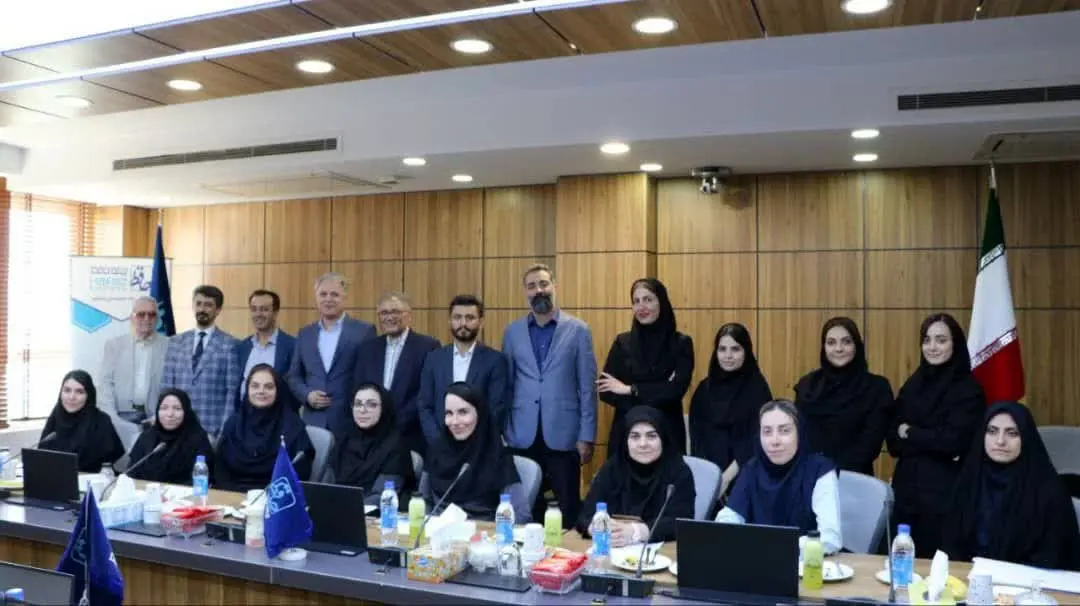 نشست تخصصی بهره‌وری در صنعت بیمه با میزبانی شرکت بیمه حافظ برگزار شد