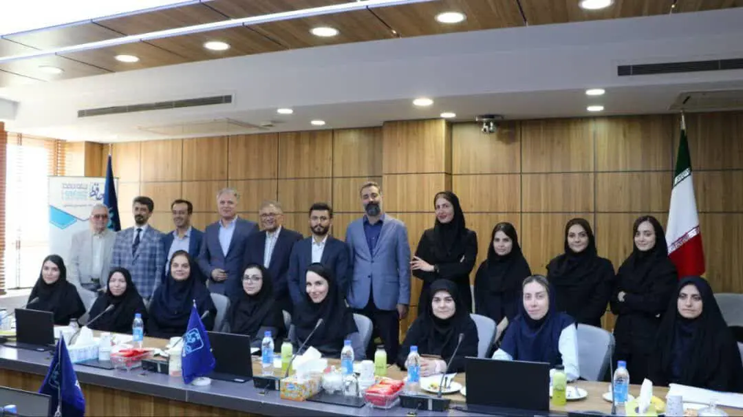 نشست تخصصی بهره‌وری در صنعت بیمه با میزبانی شرکت بیمه حافظ برگزار شد