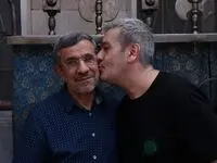 عکس هایی از محمود احمدی نژاد در روز عاشورا که حسابی حاشیه ساز شد! / احمدی نژاد روز عاشورا لباس چه رنگی پوشید؟ 