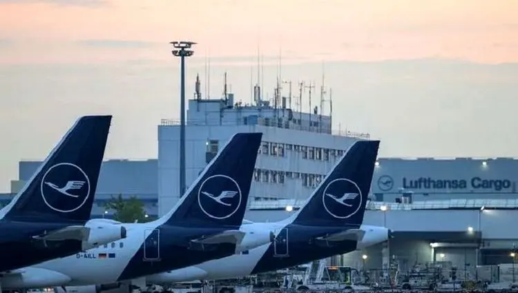 اعتصاب کارکنان خطوط هوایی آلمان، صدها پرواز را به تعطیلی کشاند