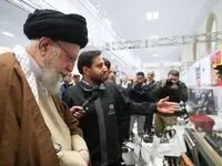 بازدید مقام معظم رهبری از نمایشگاه توانمندیهای ذوب آهن اصفهان
