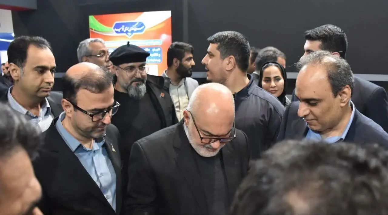حضور شرکت فولاد اکسین خوزستان در شانزدهمین نمایشگاه تجهیزات صنعت نفت اهواز