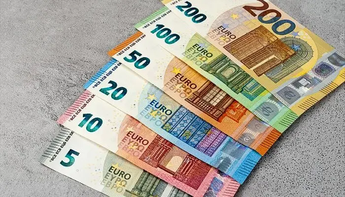 قیمت حواله یورو امروز پنجشنبه ۳۱ خرداد ۱۴۰۳
