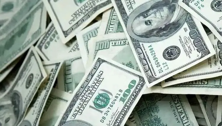 چرا حذف دلار از مبادلات ارزی در فروش نفت ضرورت دارد؟ 