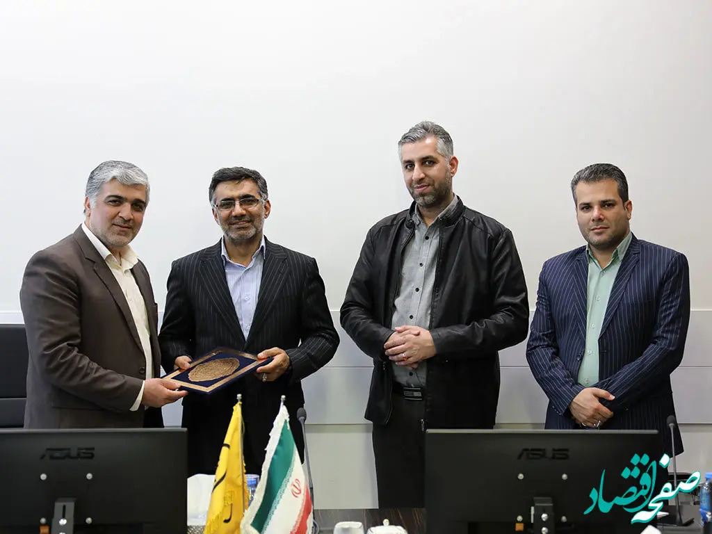 امضای قرارداد توسعه زیرساخت شهر هوشمند بین ایرانسل و شهرداری قائمشهر