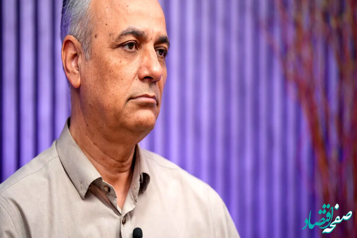 واکنش این فرد معروف به احضار کواکبیان به دادسرا / باید مصاحبۀ زنده‌ای در همان شبکه با او صورت می‌گرفت