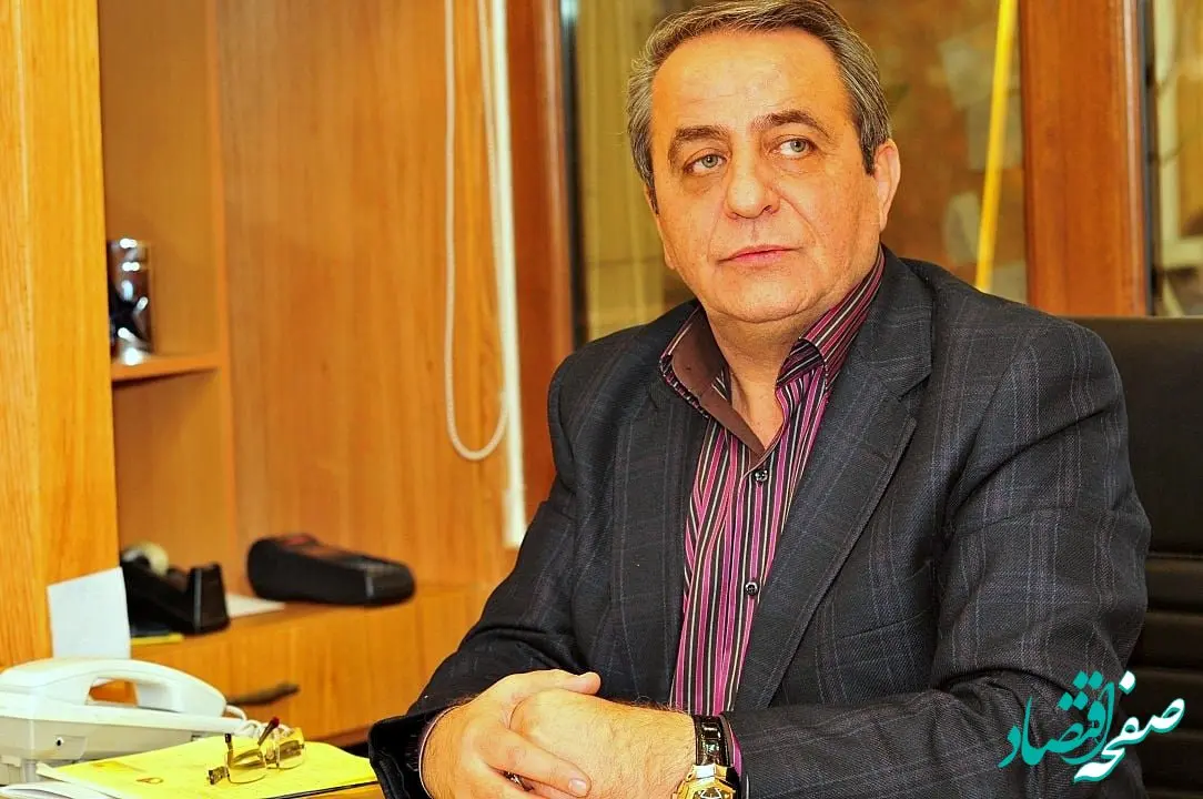 ثبات قیمت جهانی بازار طلا به مناسبت سال جدید میلادی + فیلم