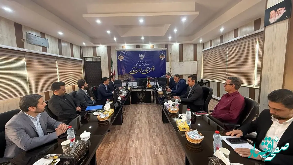 در جلسه مشترک فولاد هرمزگان و راه آهن هرمزگان مطرح شد؛ افزایش سیر حمل ریلی مواد اولیه به فولاد هرمزگان