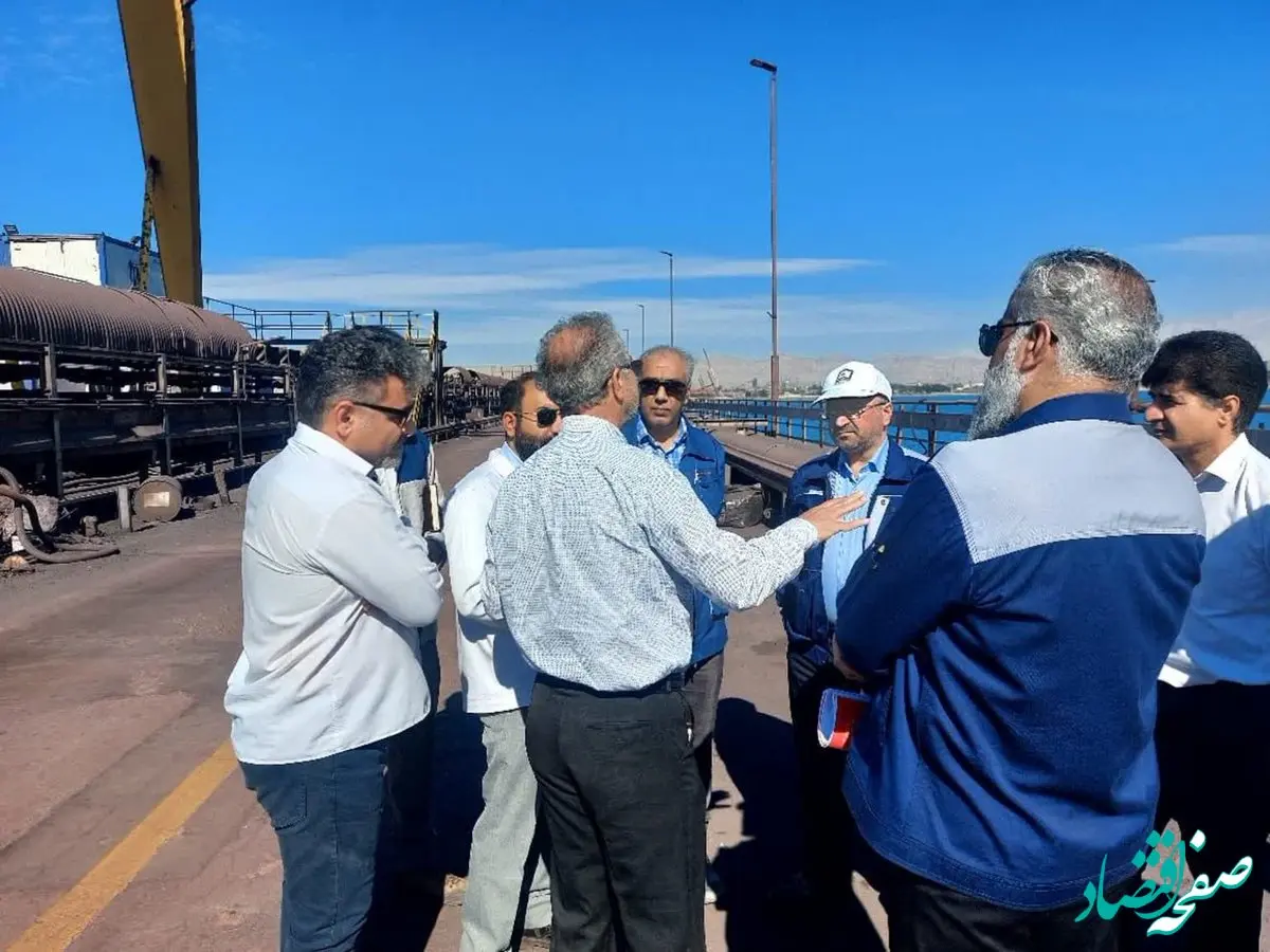 تسریع در روند اجرای پروژه‌های منطقه ویژه اقتصادی خلیج فارس