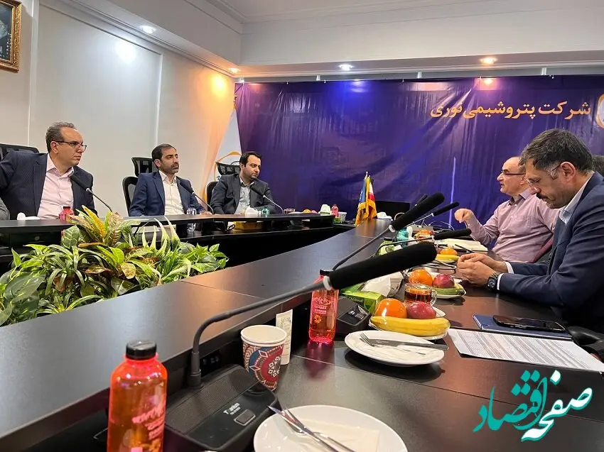 توسعه همکاری‌ها با پتروشیمی‌ها رویکرد اصلی بانک صادرات ایران در دوره تحول است