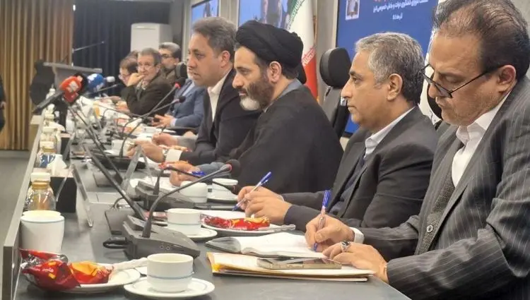 مدیرعامل بانک صنعت و معدن در نشست شورای گفتگوی دولت و بخش خصوصی استان البرز: حمایت مالی صنعتگران و مشتری محوری اولویت این بانک است