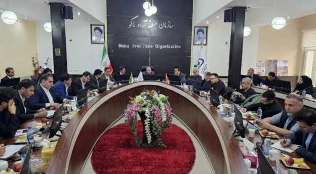 نشست راهبردی برای اتصال ریلی ایران و ترکیه در ماکو برگزار شد