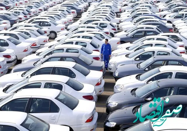 تناقض بزرگ بازار ؛ در سقوط ۸ درصدی ارز، قیمت خودرو ۱۳ درصد صعود کرد |متولی نظارت بر خودرو مشخص نیست
