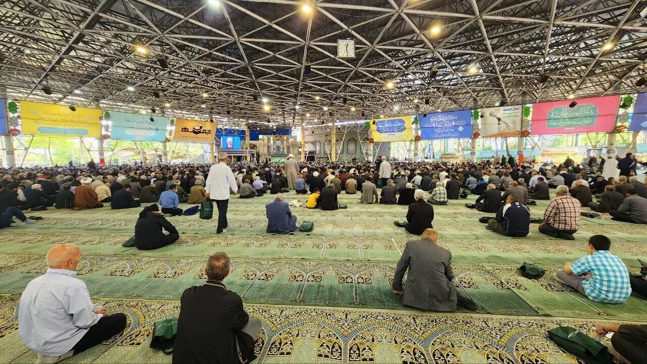 واکنش جنجالی سایت محسن رضایی به ستاد نمازجمعه بخاطر حضور کاظم صدیقی 