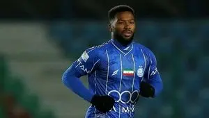 شغل خاص بازیکن استقلال در فرانسه چیست؟ 