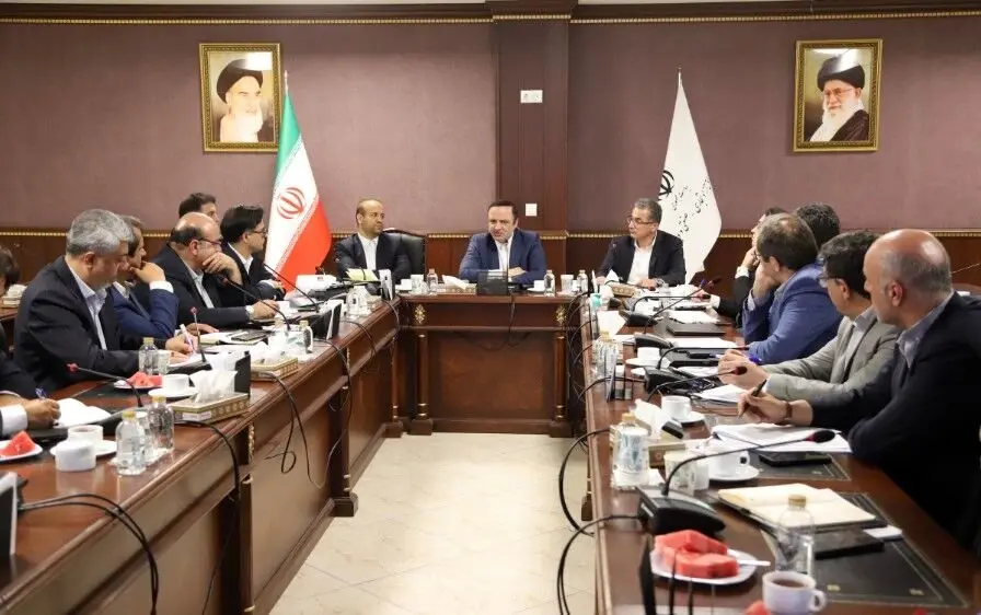 لزوم تمرکز معاونتهای اقتصادی مناطق بر جذب سرمایهگذار و بهبود فضای کسب و کار