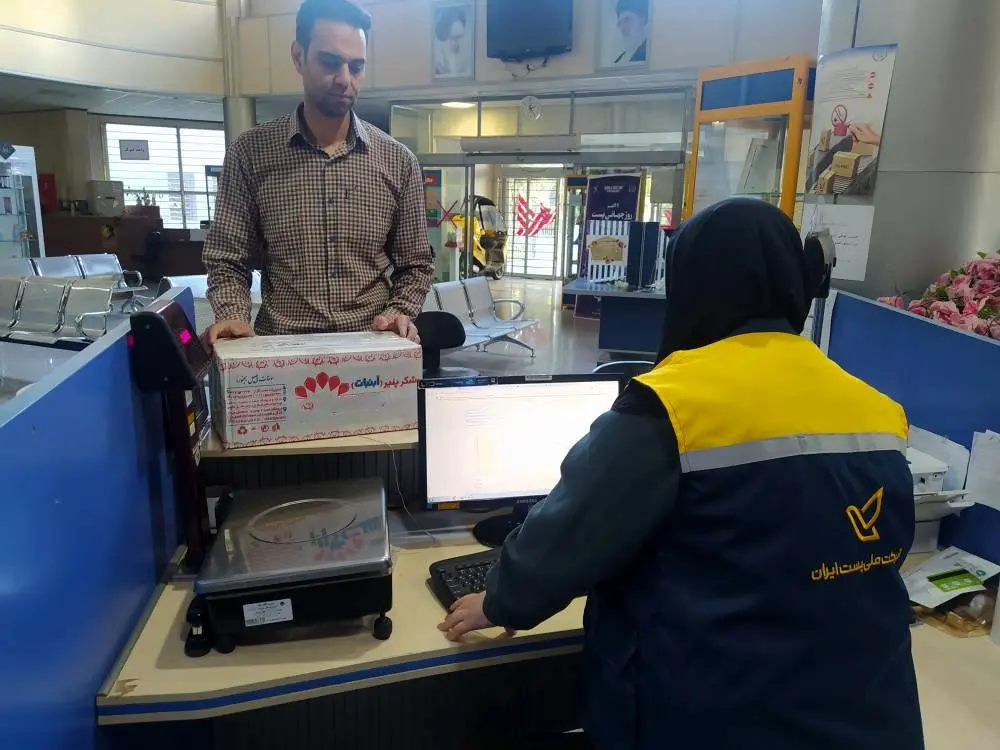 توزیع بیش از ۱۰ تن سوغات محلی بجنورد از طریق پست