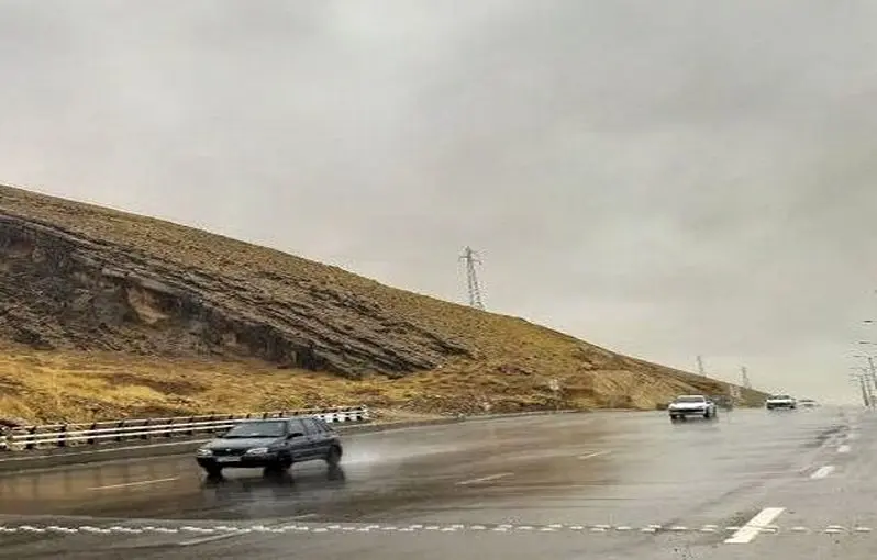 این مسیر خراسان‌شمالی به دلیل سیلاب مسدود است