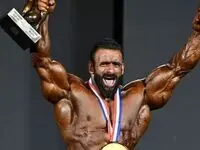 هادی چوپان با هدیه عجیب یک دختر حسابی غافلگیر شد! + فیلم