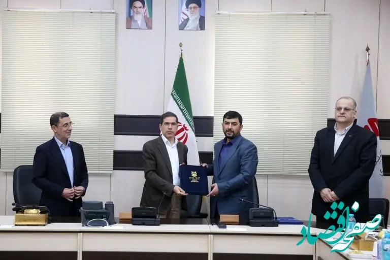 قرارداد احداث دو نیروگاه و تفاهم‌نامه توسعه همکاری‌های مشترک شرکت ملی صنایع مس ایران و گروه مپنا