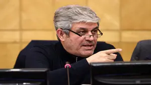 تاجگردون: یا قیمت‌ها ثابت بماند یا حمایت‌ها زیاد شود؛ پولش را نداریم!