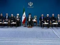 دیدار رئیس جمهور و هیئت دولت با رهبری + عکس